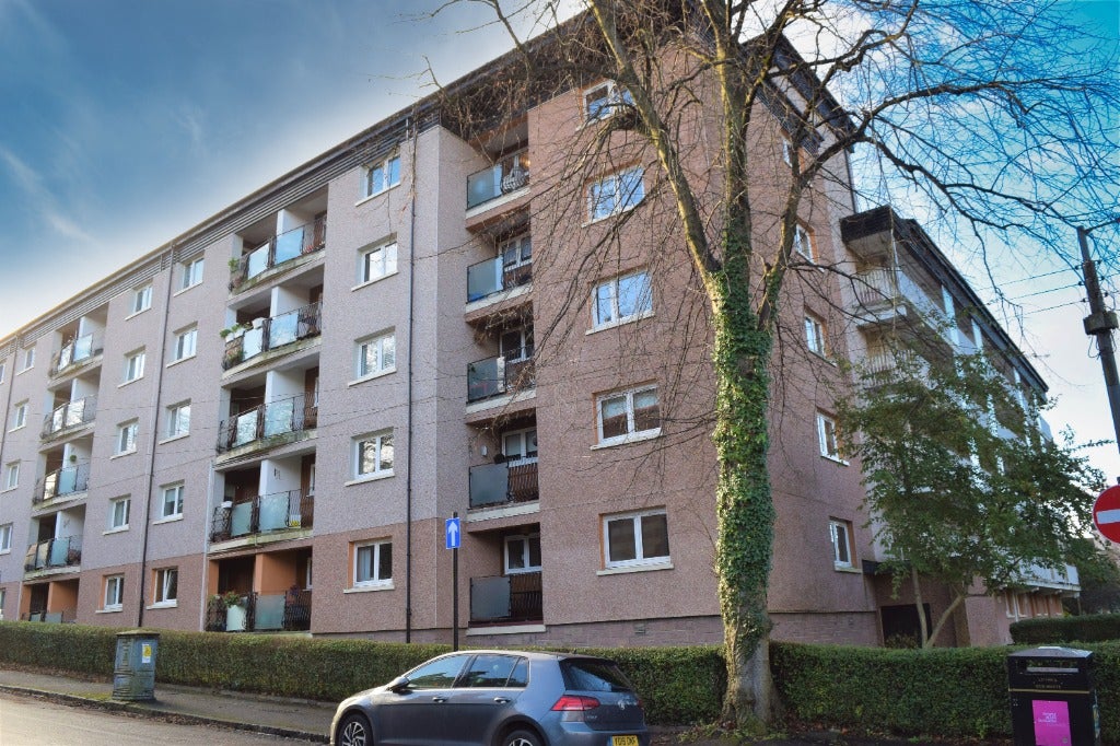 Flat Bogmoor Place in Glasgow