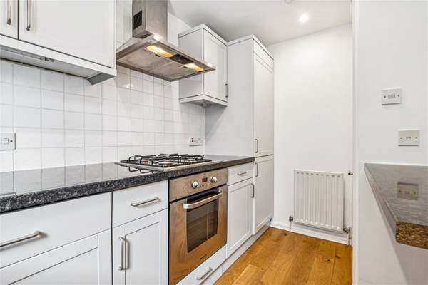 Flat Bathurst Street in City of Westminster