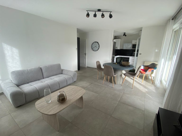Flat Chemin de la Courtille in Sainte-Foy-lès-Lyon