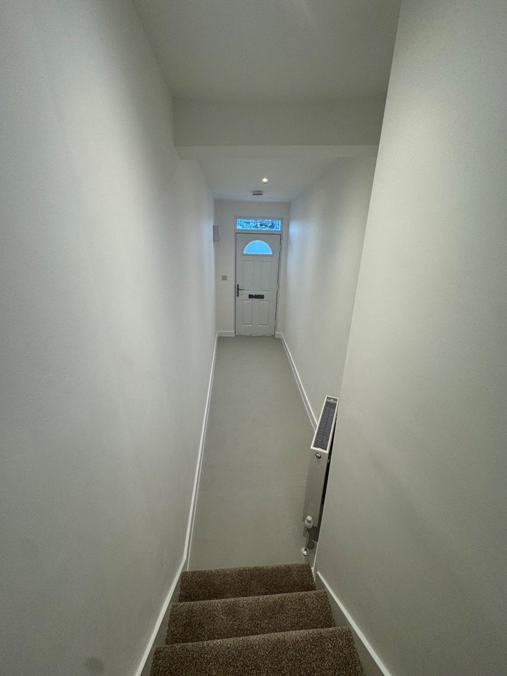 Flat Seaview Cottages in Folkestone and Hythe District