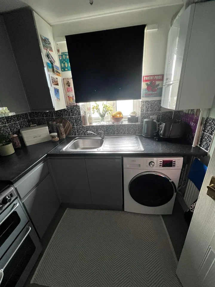 Flat Amber Grove in Greater London