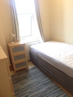 Room Ranelagh Terrace in Royal Leamington Spa