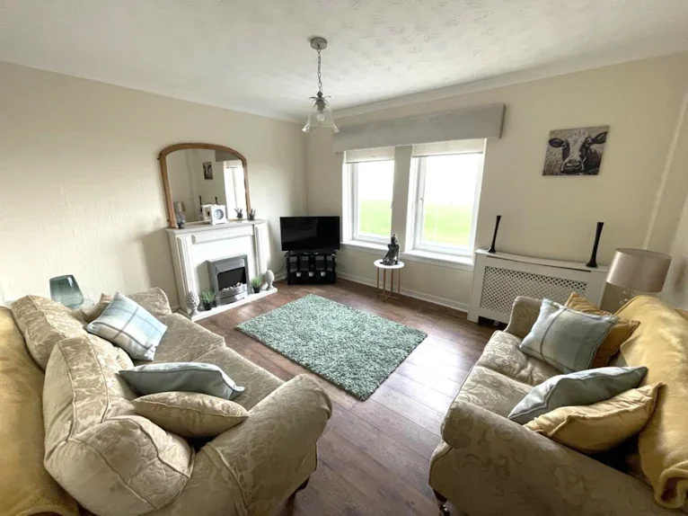 Flat Kilmeny Terrace in Ardrossan