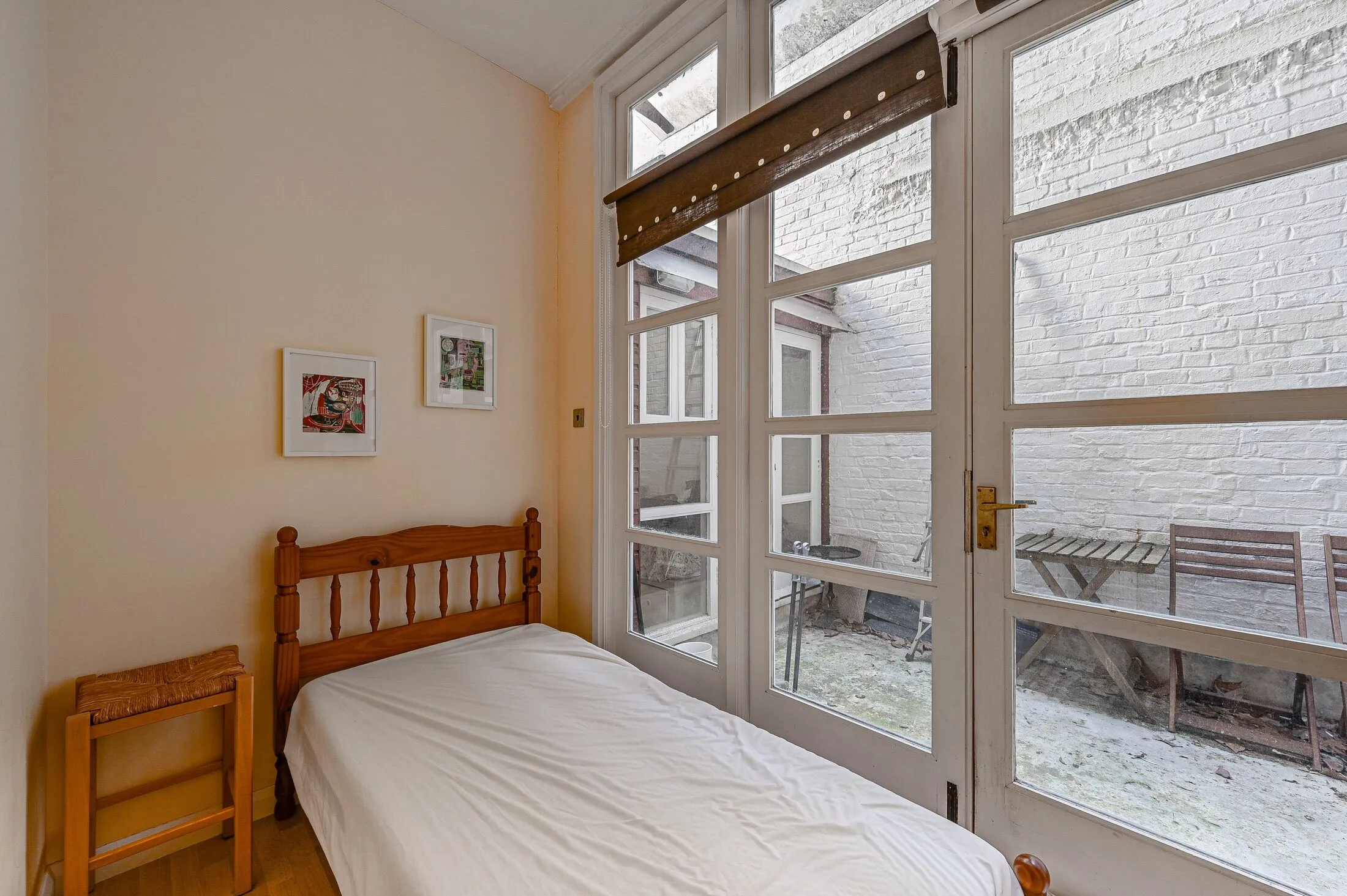 Flat Cornwall Gardens in Greater London