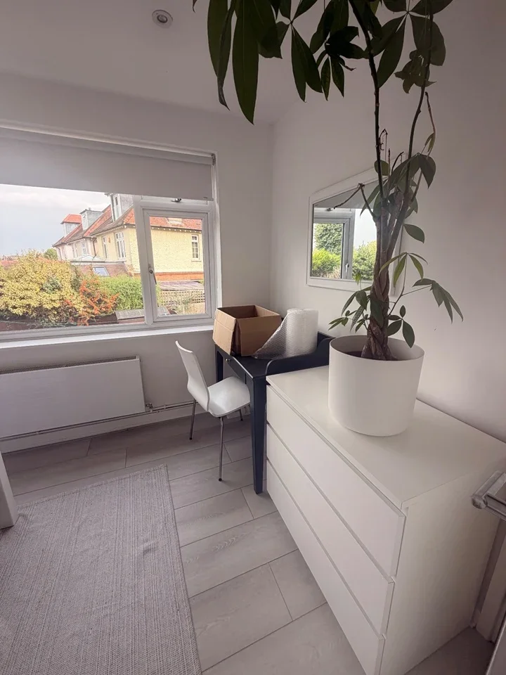 Room Udney Park Road in Greater London
