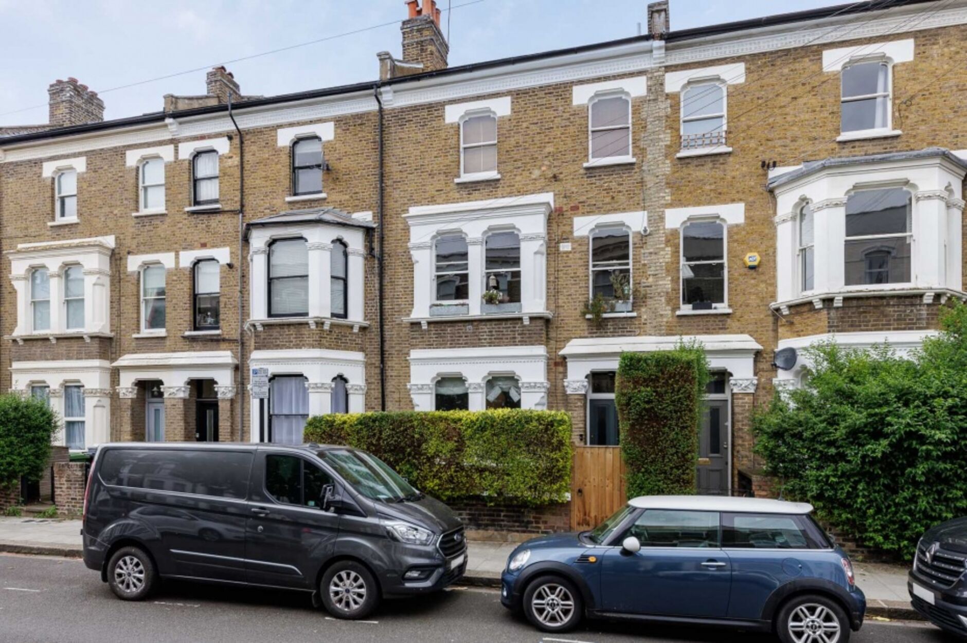 House Hetley Road in Greater London