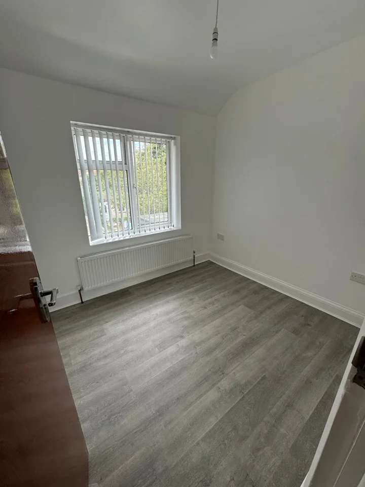 House Hunters Square in Greater London