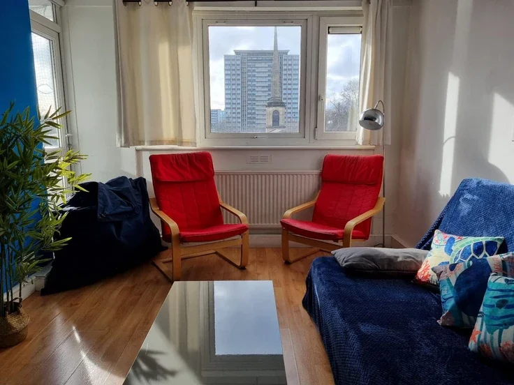 Flat Dingley Road in Greater London
