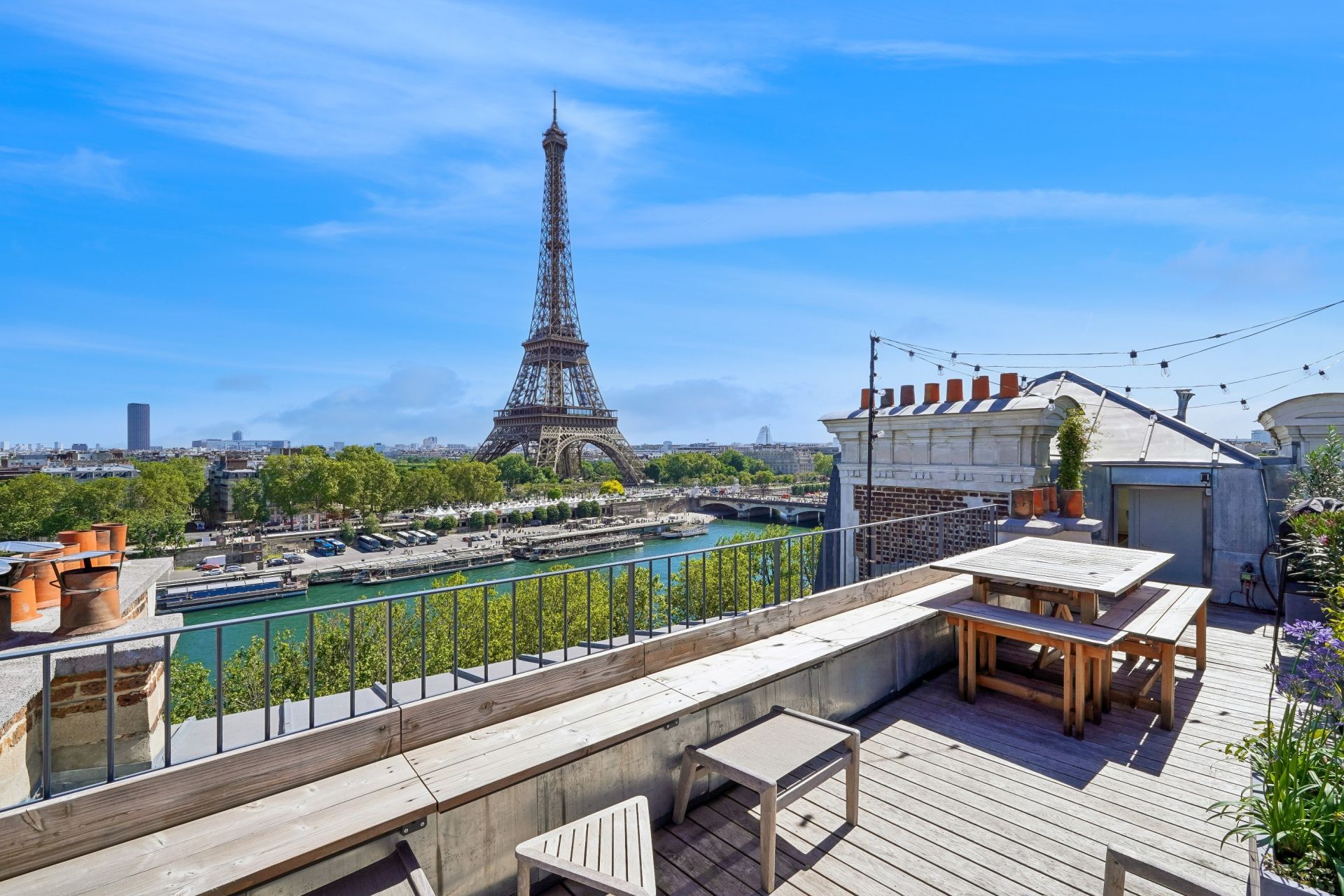 Appartement Avenue Albert de Mun à Paris