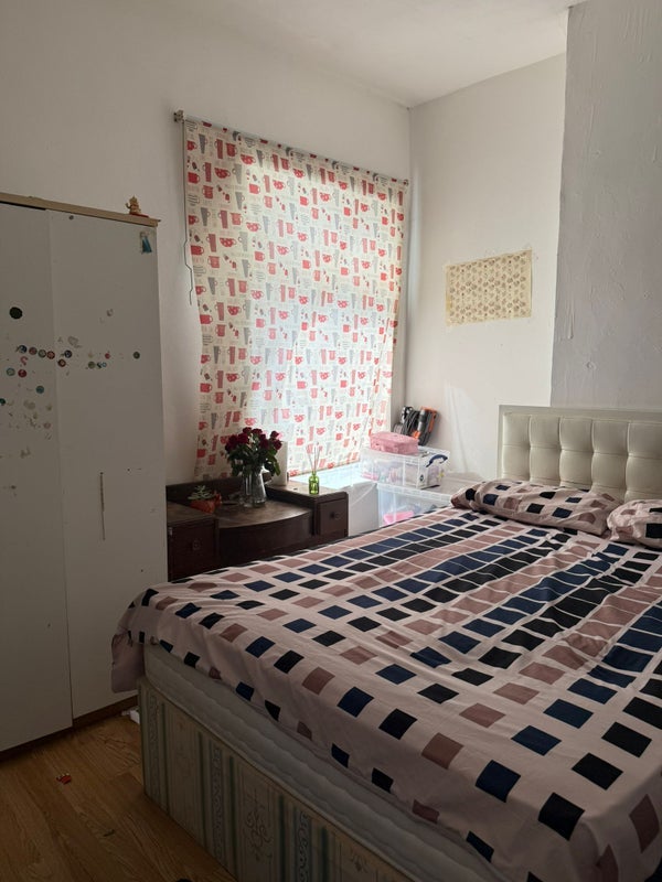 Room Holliday Road in Birmingham