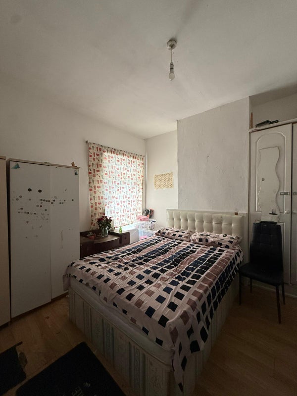 Room Holliday Road in Birmingham