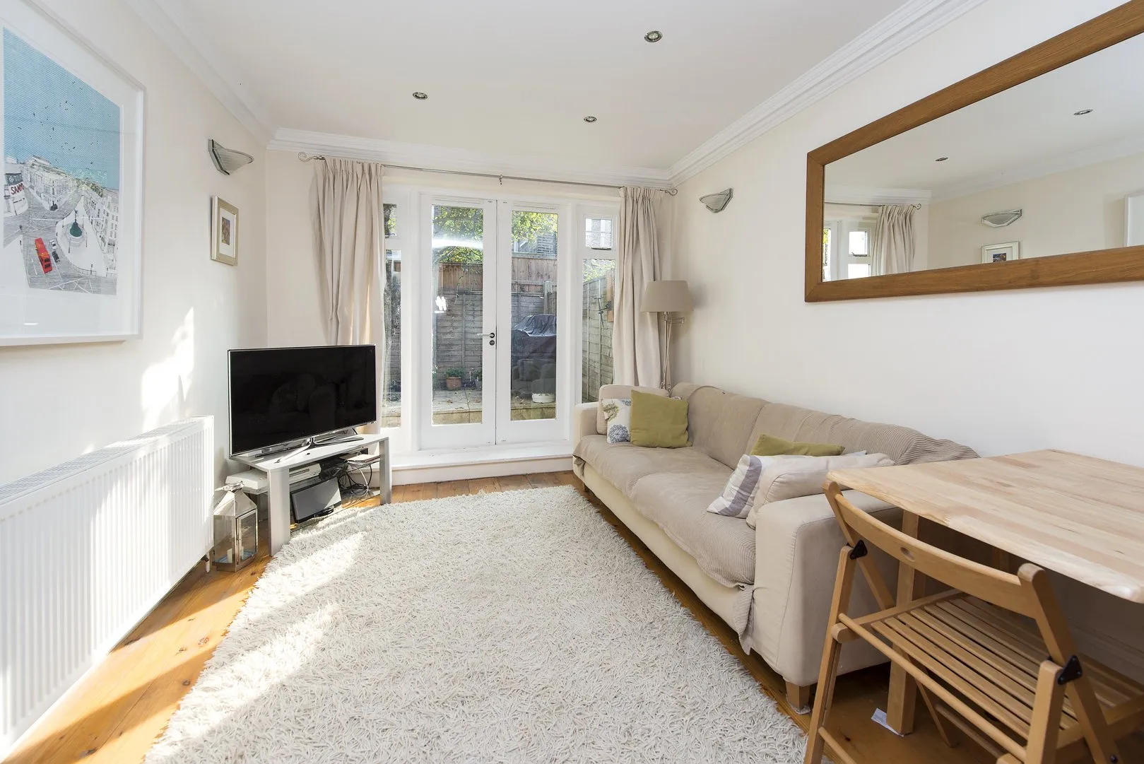 Flat Blackstock Road in Greater London