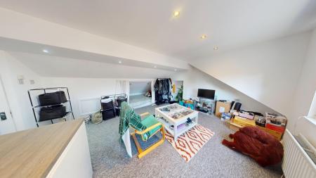 Flat First Avenue in Hove