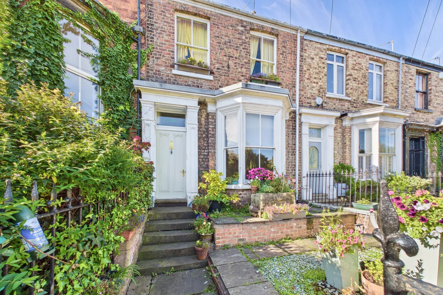 Flat Huntington Road in York