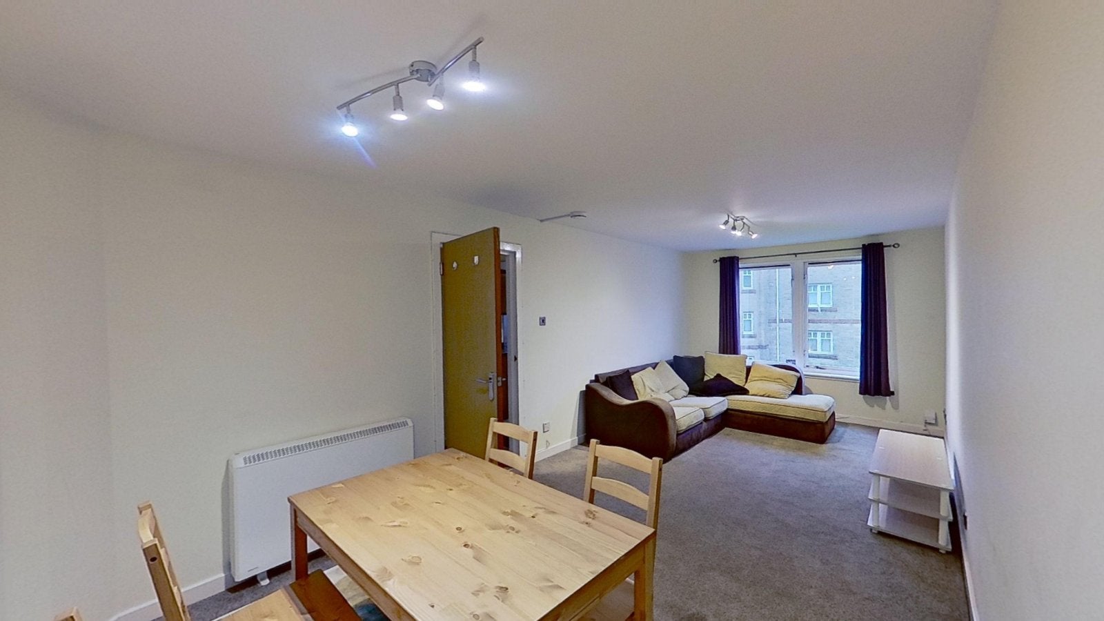 Flat Robertson Avenue in City of Edinburgh