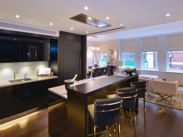 Flat Duke Street in City of Westminster