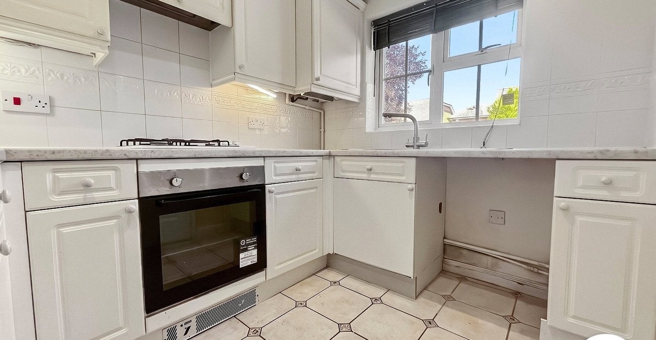 House Alfriston Close in Greater London