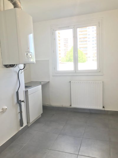 House Rue de Montferrat in Bron