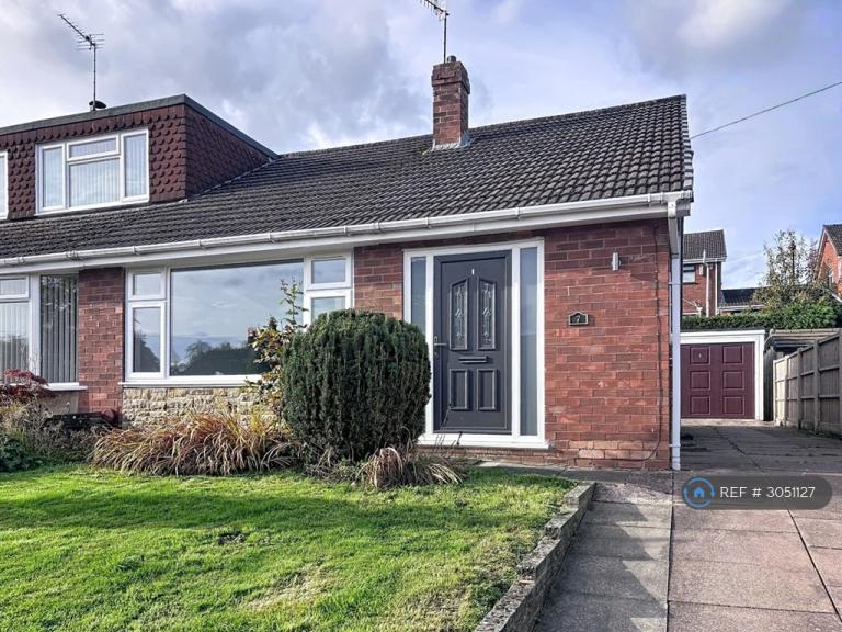 House Marlborough Crescent in Staffordshire Moorlands