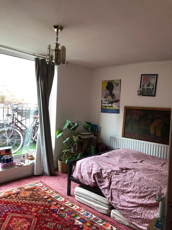 Room Essex Road in Greater London