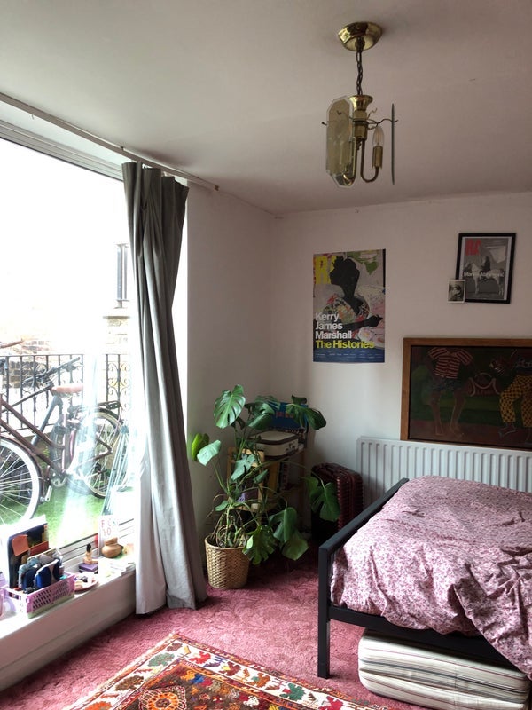 Room Essex Road in Greater London