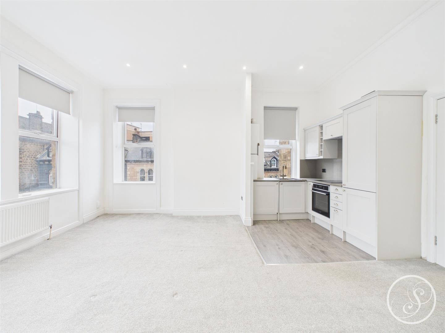 Flat Back Cheltenham Mount in Harrogate