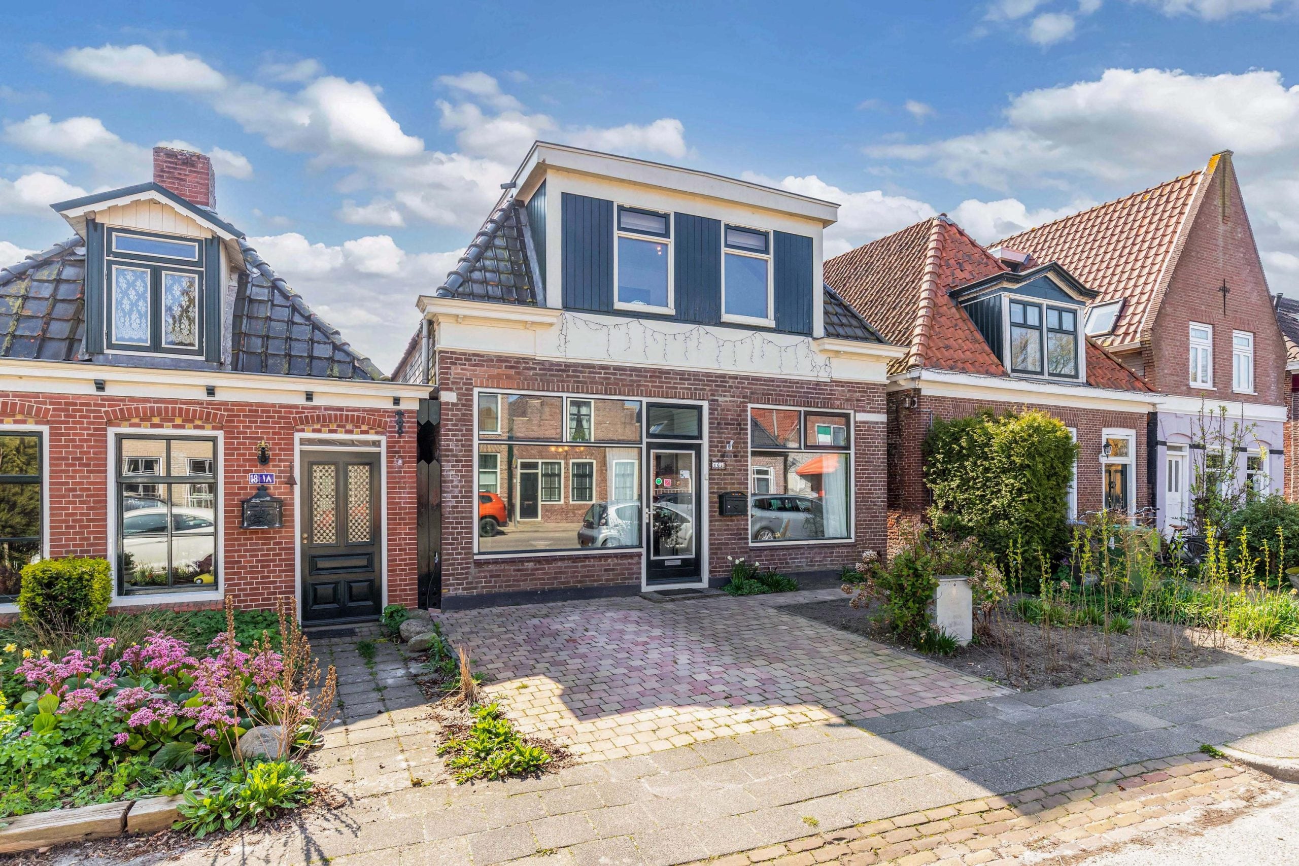 Huis Oosteinde 16 in St.-Jacobiparochie