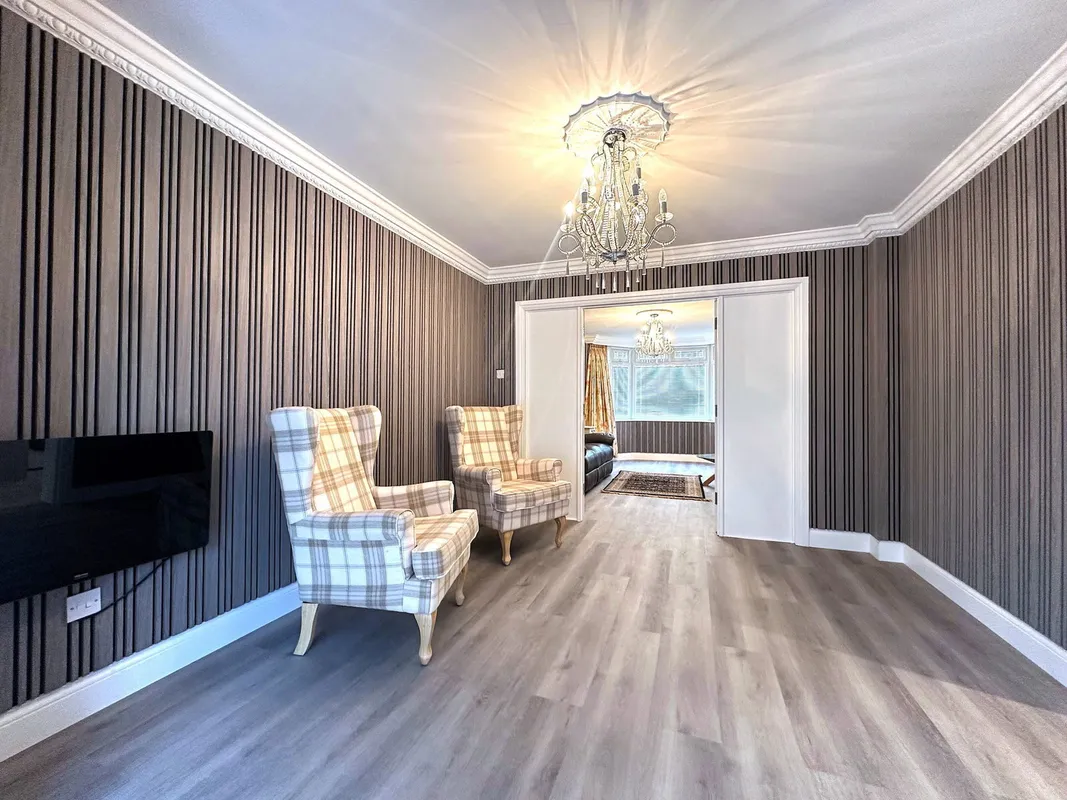 Flat Tangmere Gardens in Greater London