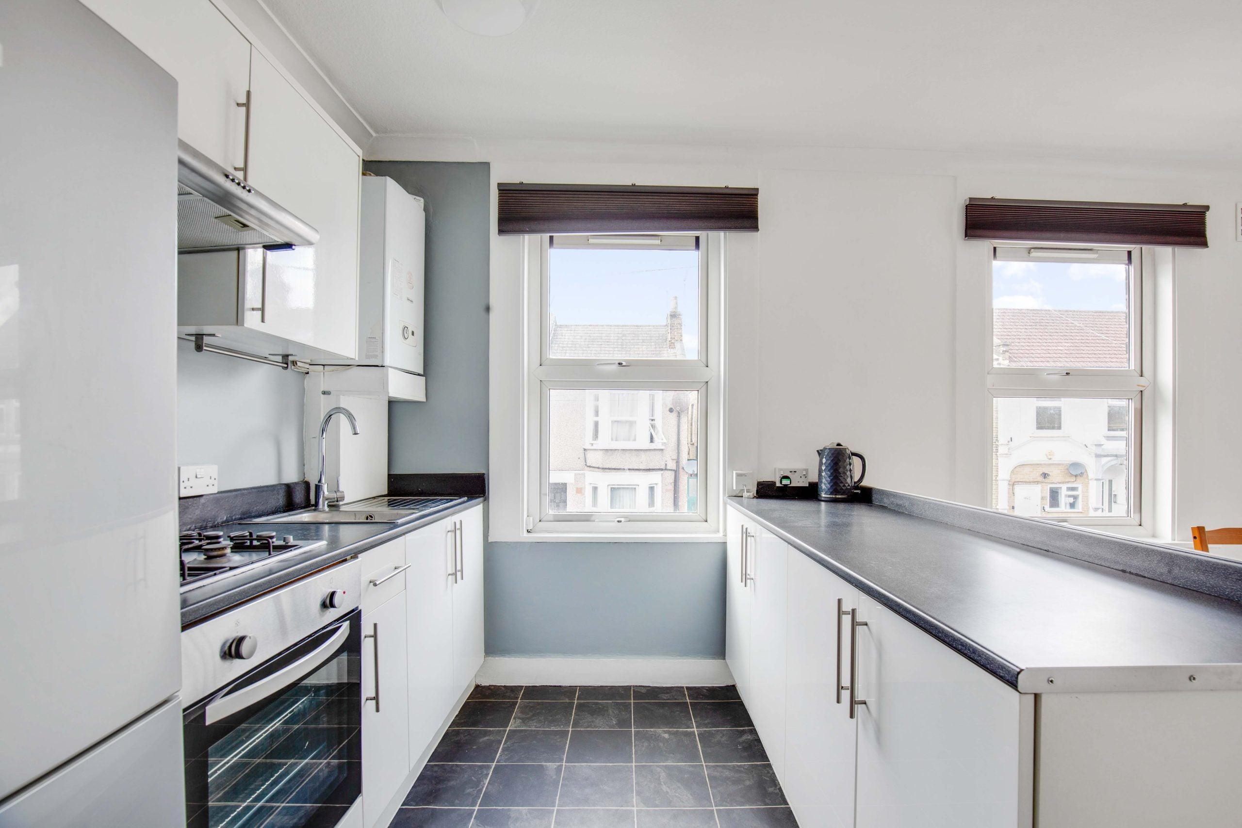 Flat Cobbold Road in Greater London