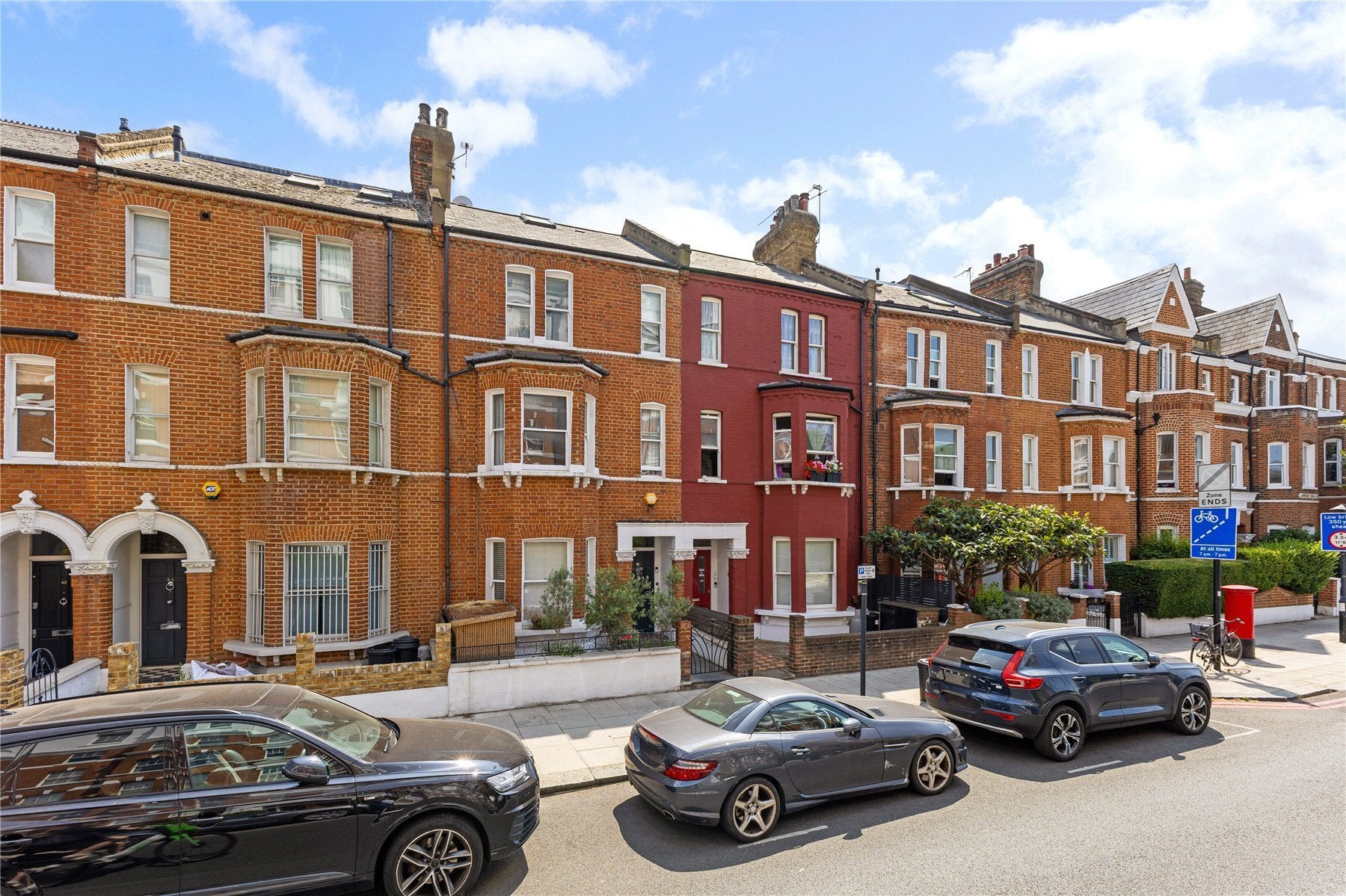 House Cambridge Road in Greater London