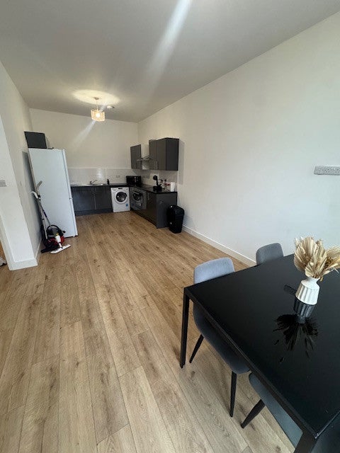 Flat Wellington Street in Luton