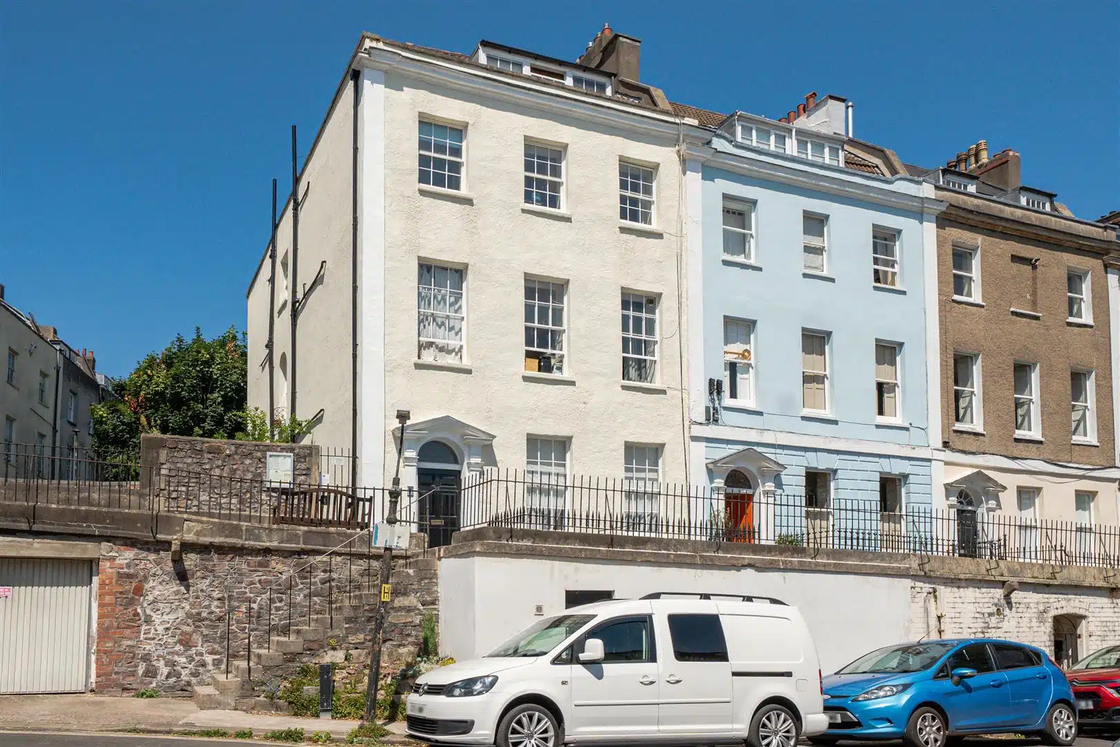 Flat Richmond Terrace in Bristol