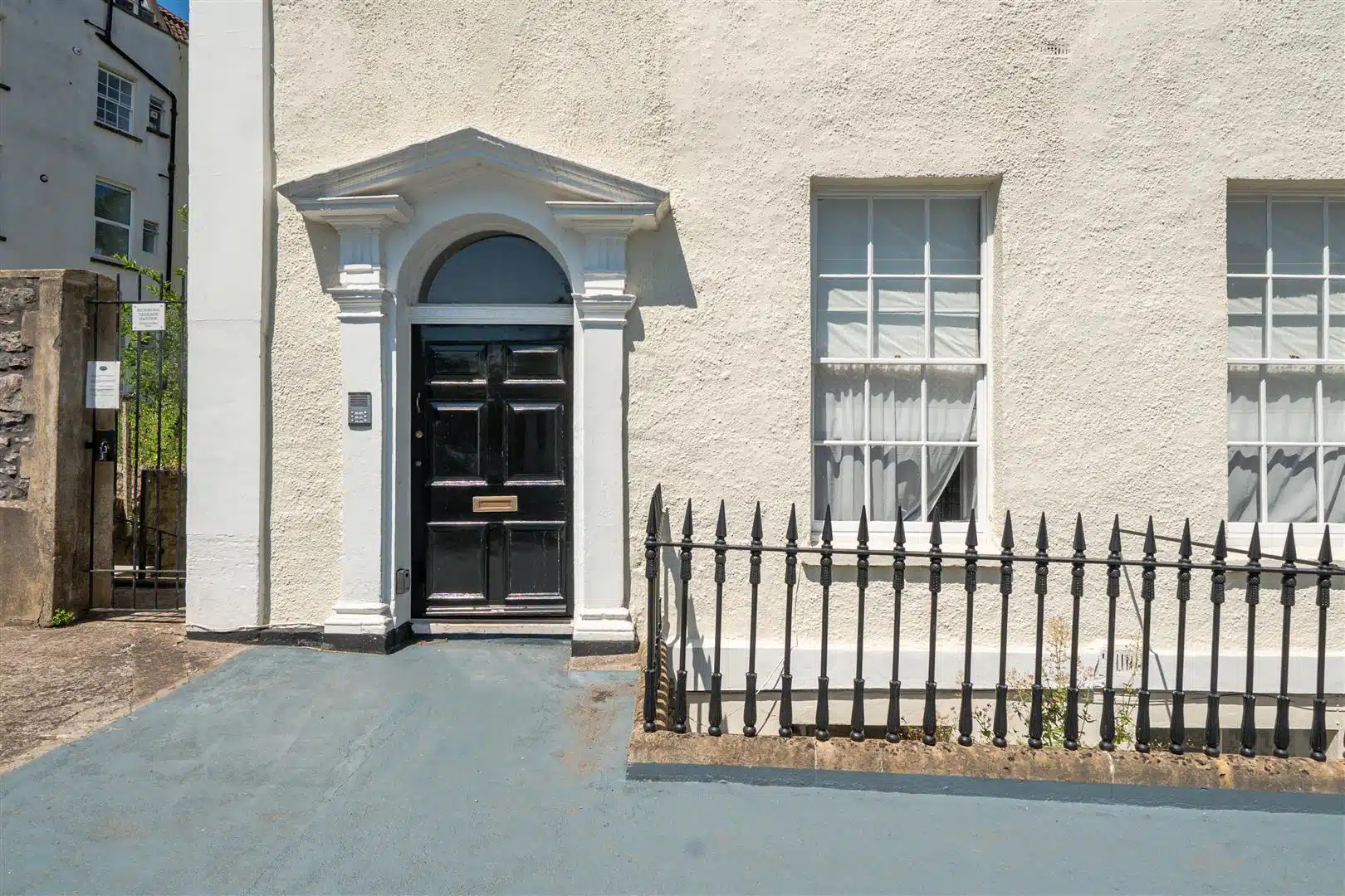 Flat Richmond Terrace in Bristol