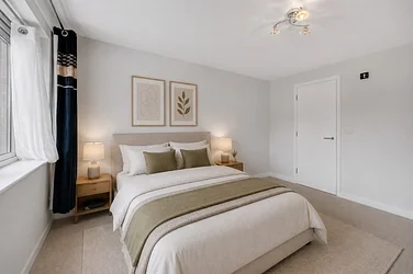 Flat Elswick Street in Greater London