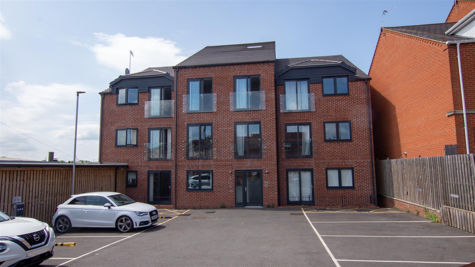 Flat Hallfield Road in York