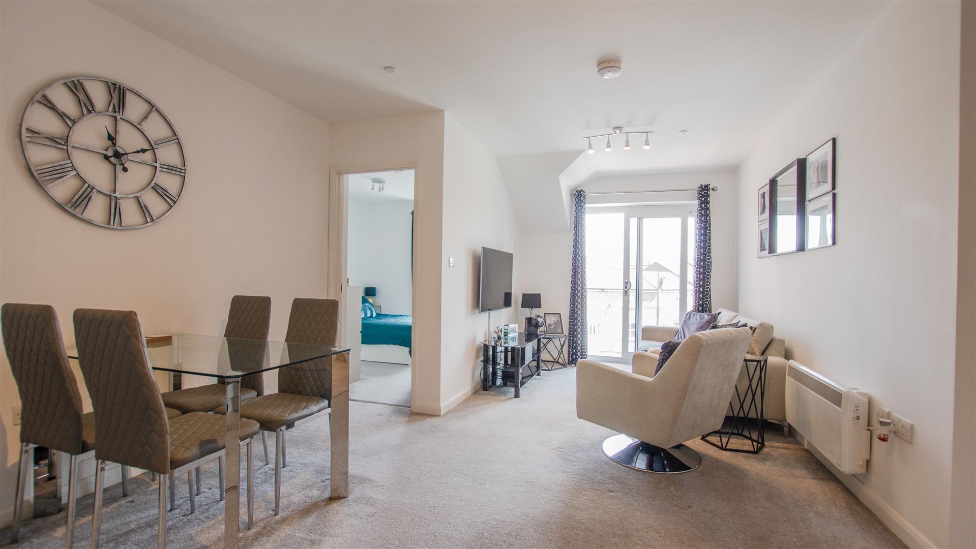 Flat Hallfield Road in York