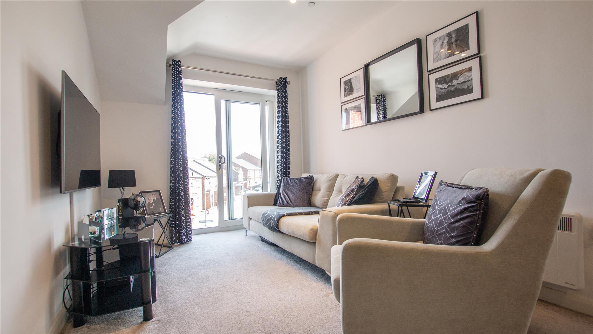 Flat Hallfield Road in York