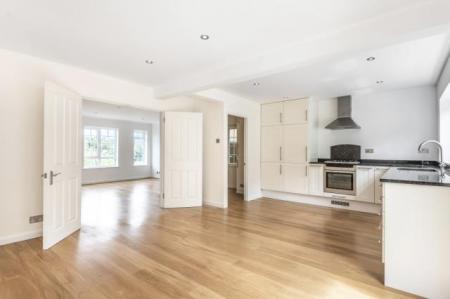 House Haywards Close in Henley on Thames