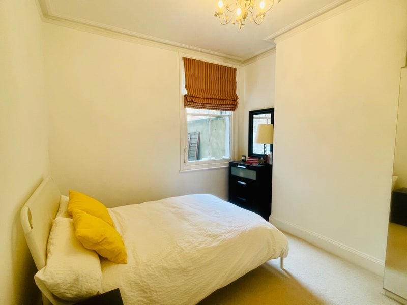 Room Mandalay Road in Greater London