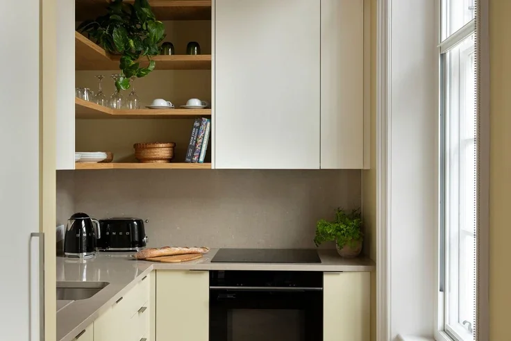 Flat Weymouth Mews in City of Westminster