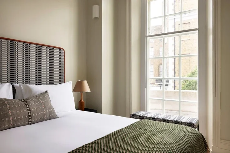 Flat Weymouth Mews in City of Westminster