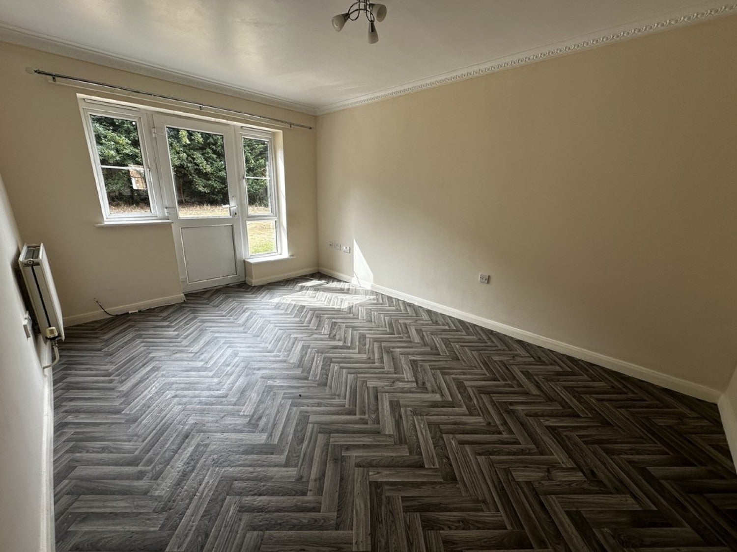 Flat The Pines in Bassetlaw