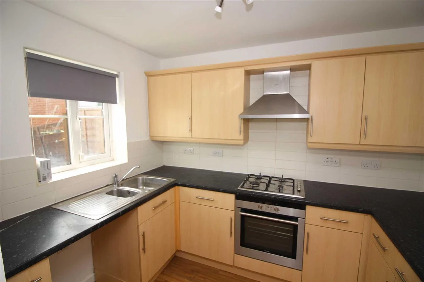 House Ffordd Tŷ Unnos in Cardiff County