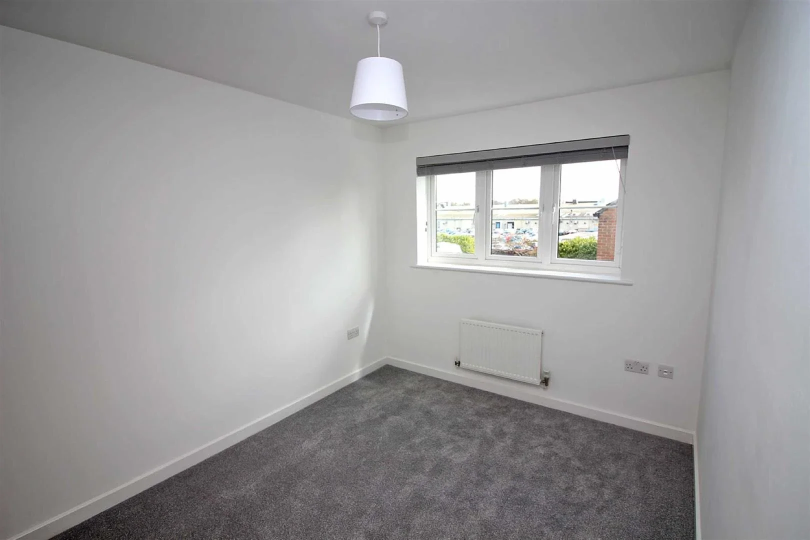 House Ffordd Tŷ Unnos in Cardiff County