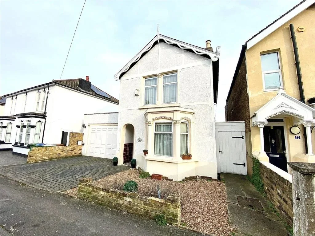 House Pickford Road in Greater London