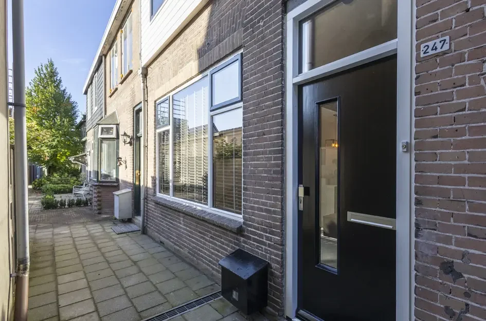 Twee-onder-één-kap te koop: Buitendams 247, Hardinxveld-Giessendam