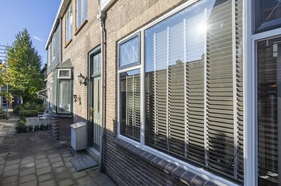 Twee-onder-één-kap te koop: Buitendams 247, Hardinxveld-Giessendam