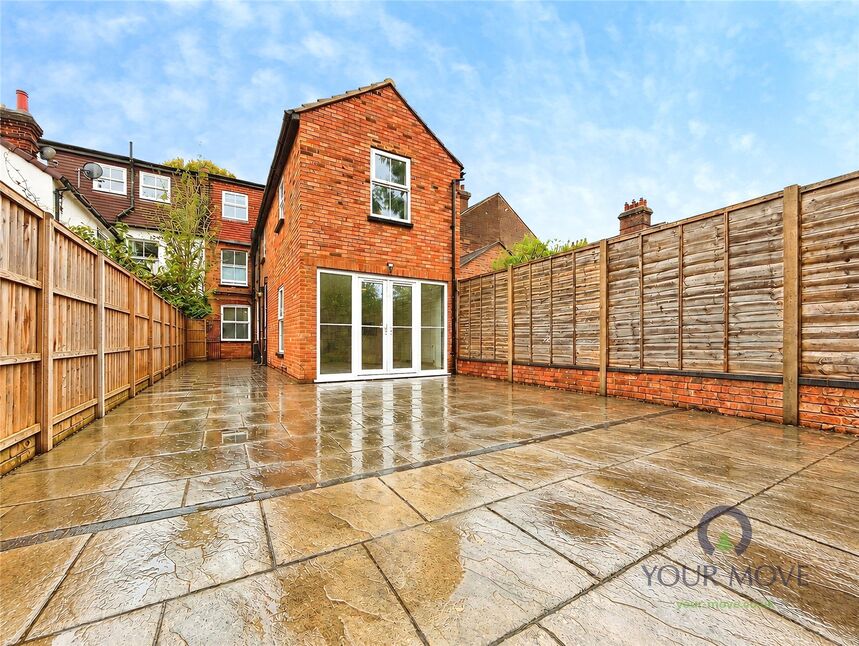 Flat Granville Road in St Albans