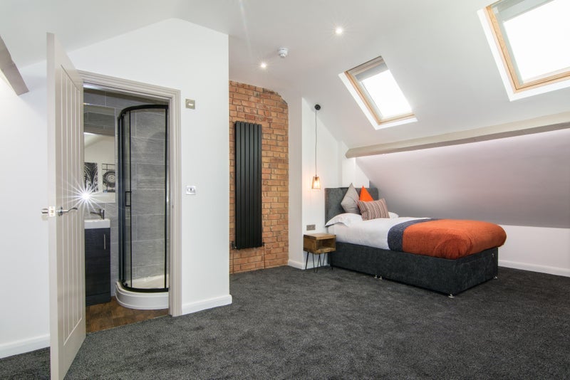 Room Imperial Road in Nottingham
