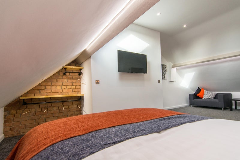 Room Imperial Road in Nottingham
